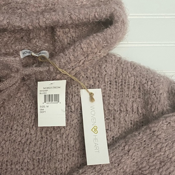 Woven heart hoodie! - Picture 3 of 4